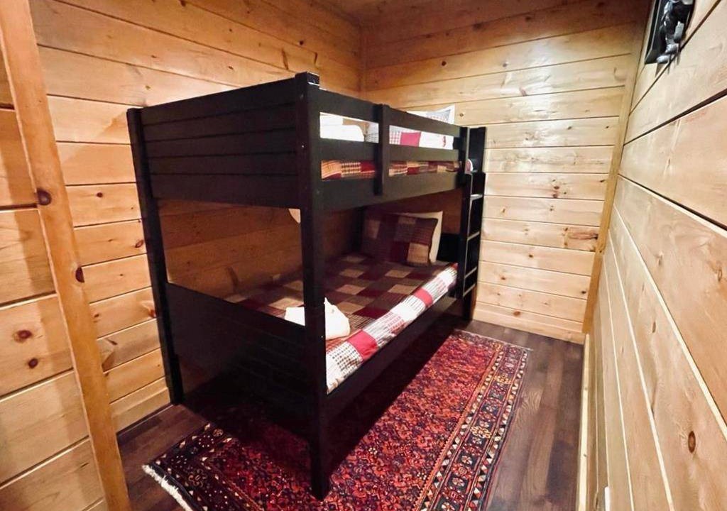 Photo of Bedroom in Bryson City