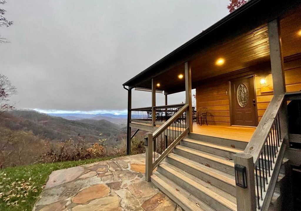 Photo of Patio Balcony in Bryson City