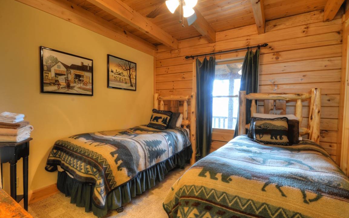 Photo of Bedroom in Bryson City