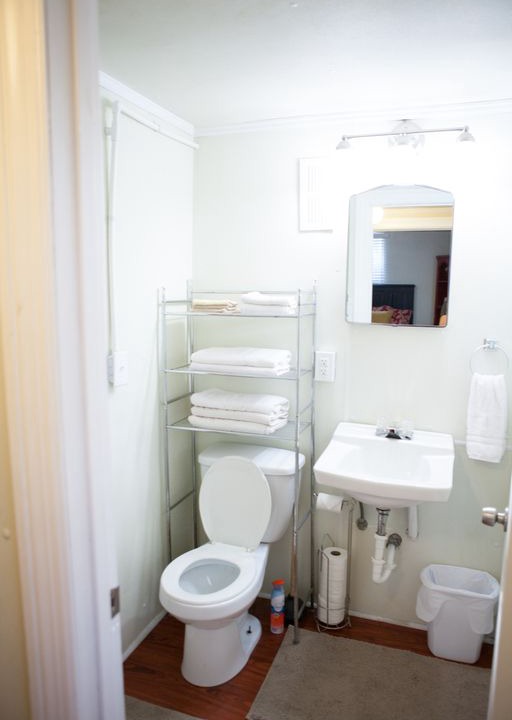Photo of Bathroom in Merry Oaks