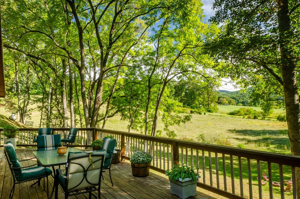 Photo of Patio Balcony in Franklin