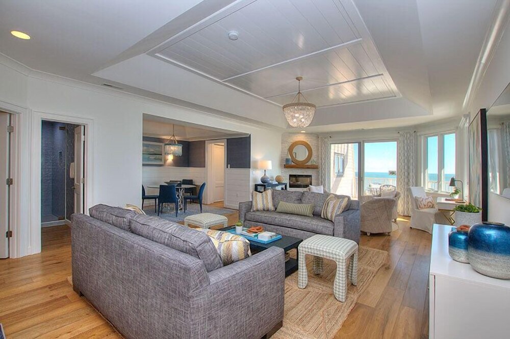 Photo of Livingroom in Beach Lagoon