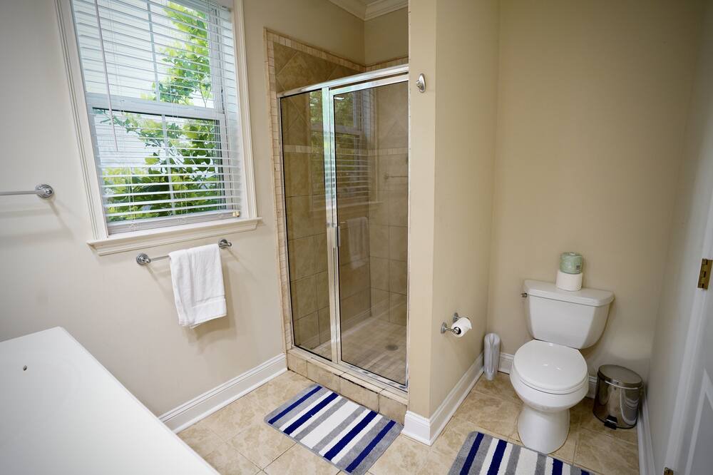 Photo of Bathroom in Burton