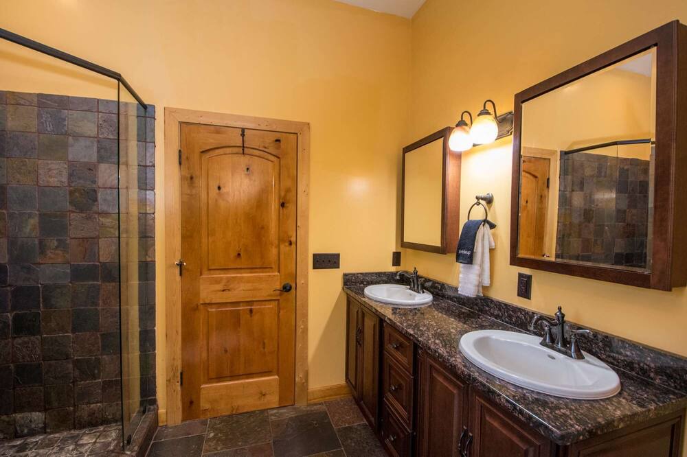 Photo of Bathroom in Clearwater Creek