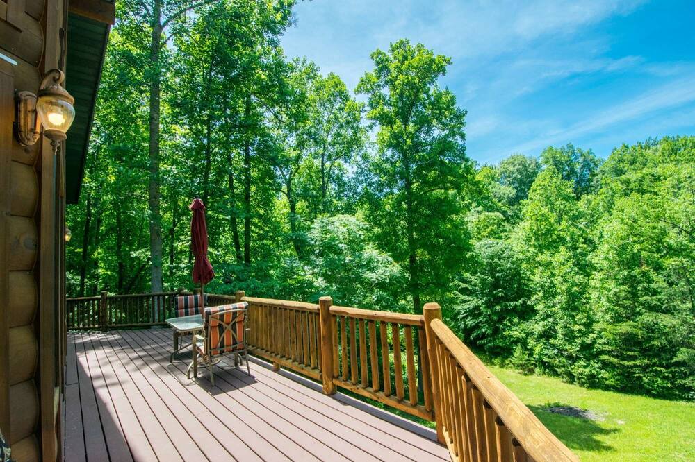 Photo of Patio Balcony in Clearwater Creek