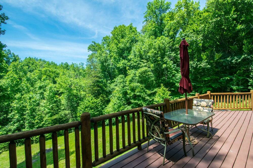 Photo of Patio Balcony in Clearwater Creek