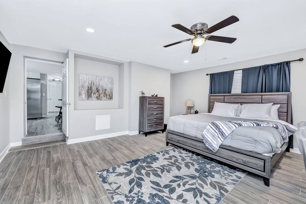 Photo of Bedroom in Mason
