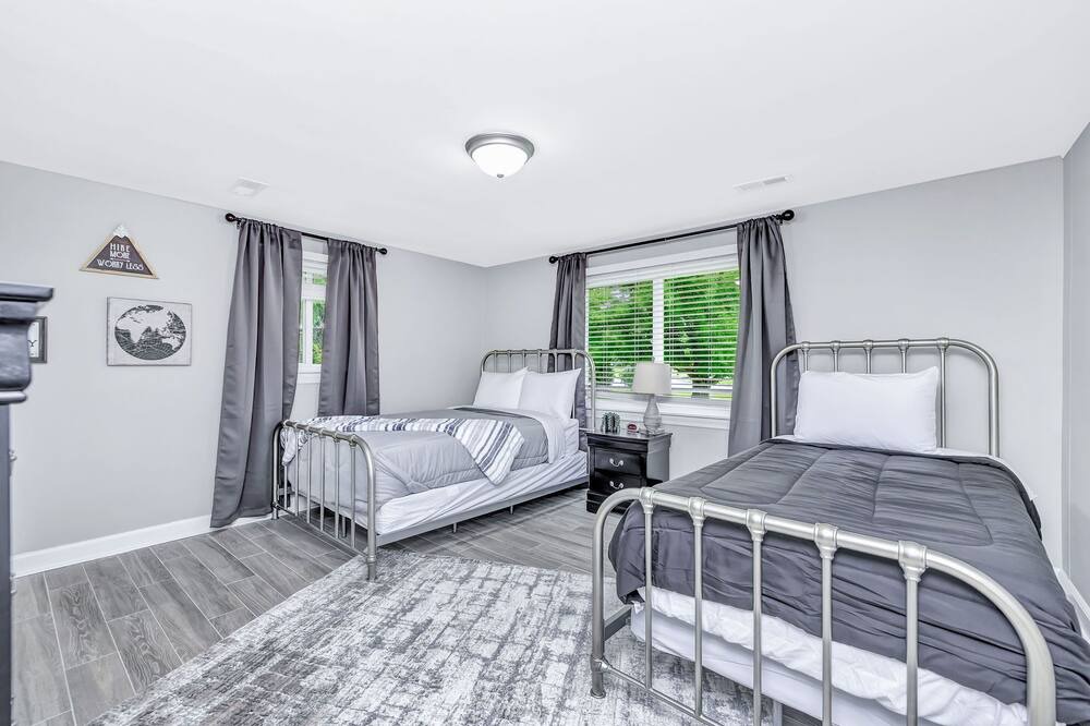 Photo of Bedroom in Mason