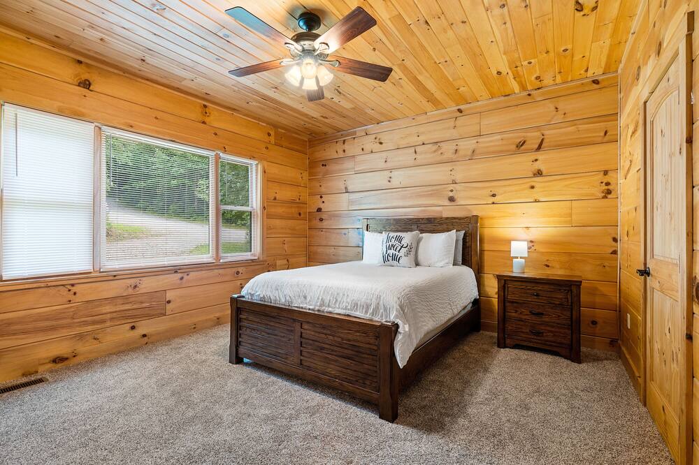 Photo of Bedroom in Black Mountain