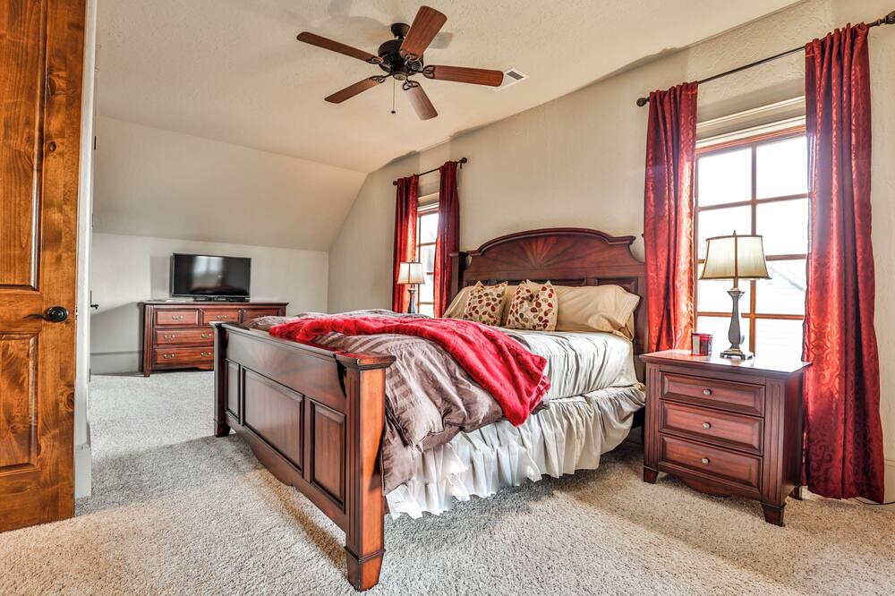 Photo of Bedroom in Toccoa