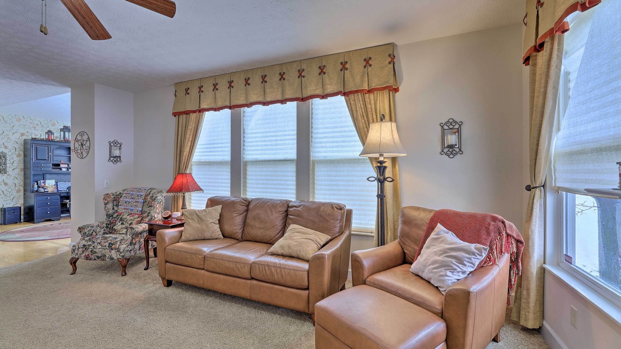 Photo of Livingroom in Centerville