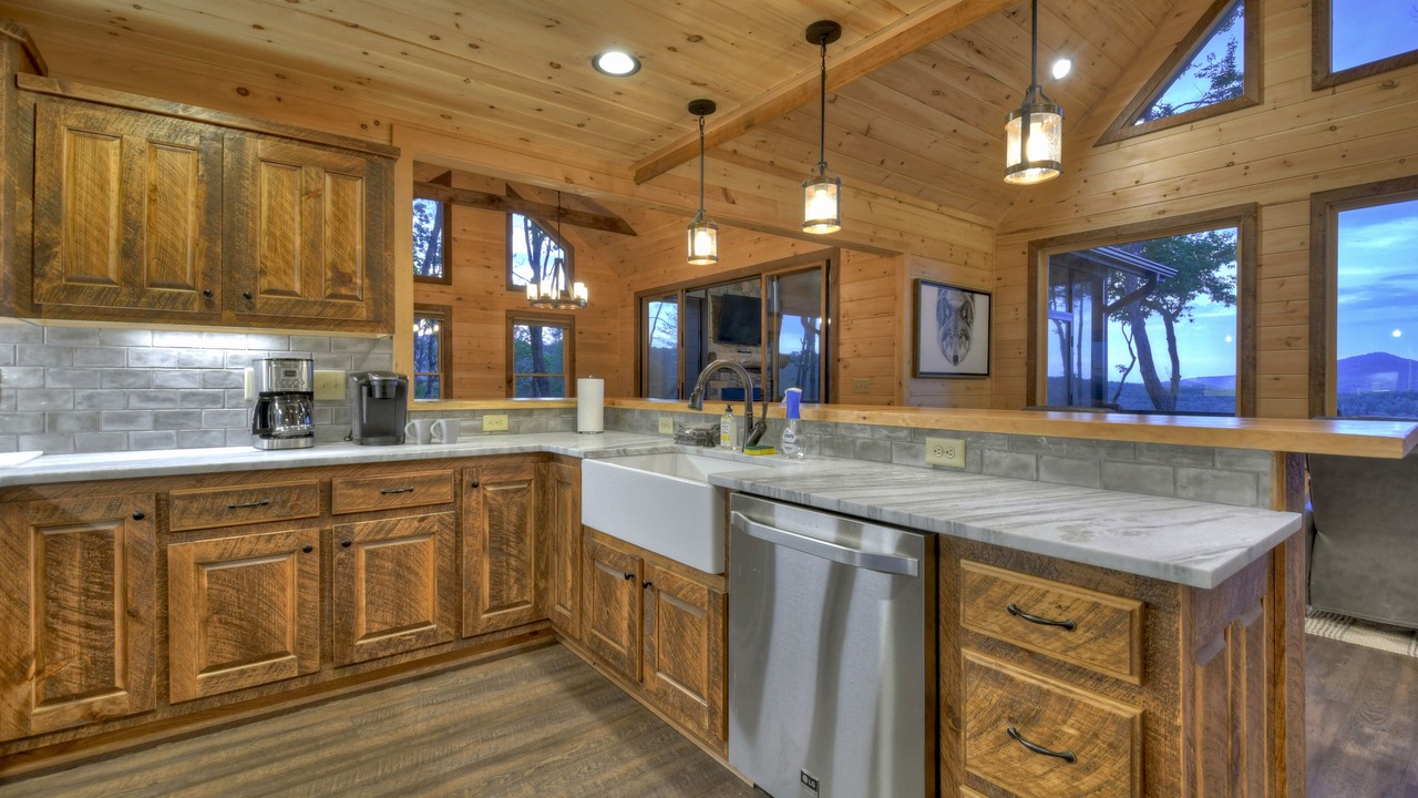 Photo of Kitchen in Cherry Log
