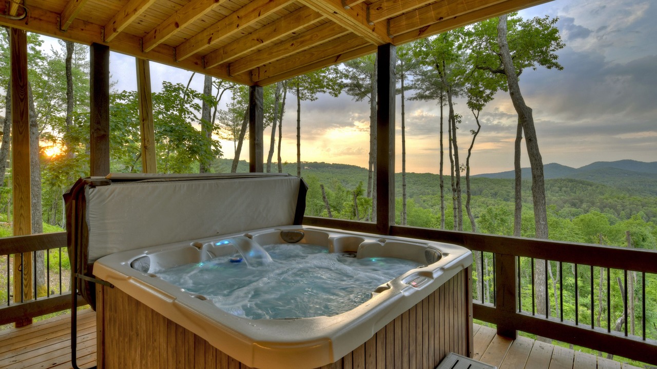 Photo of Outdoor in Cherry Log