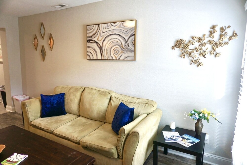 Photo of Livingroom in Villa Heights