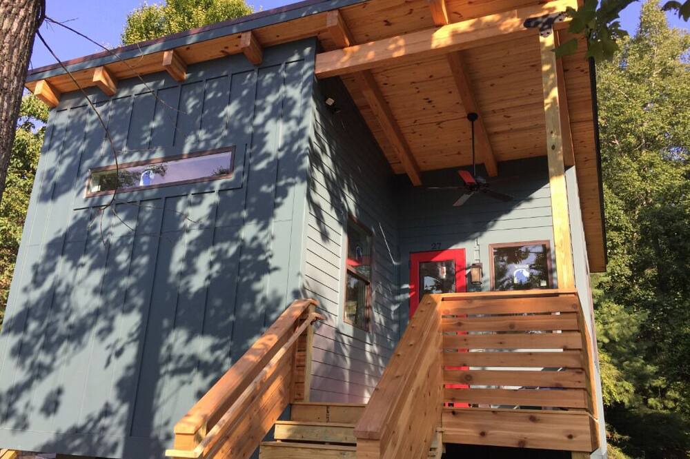 Photo of Outdoor in Weaverville