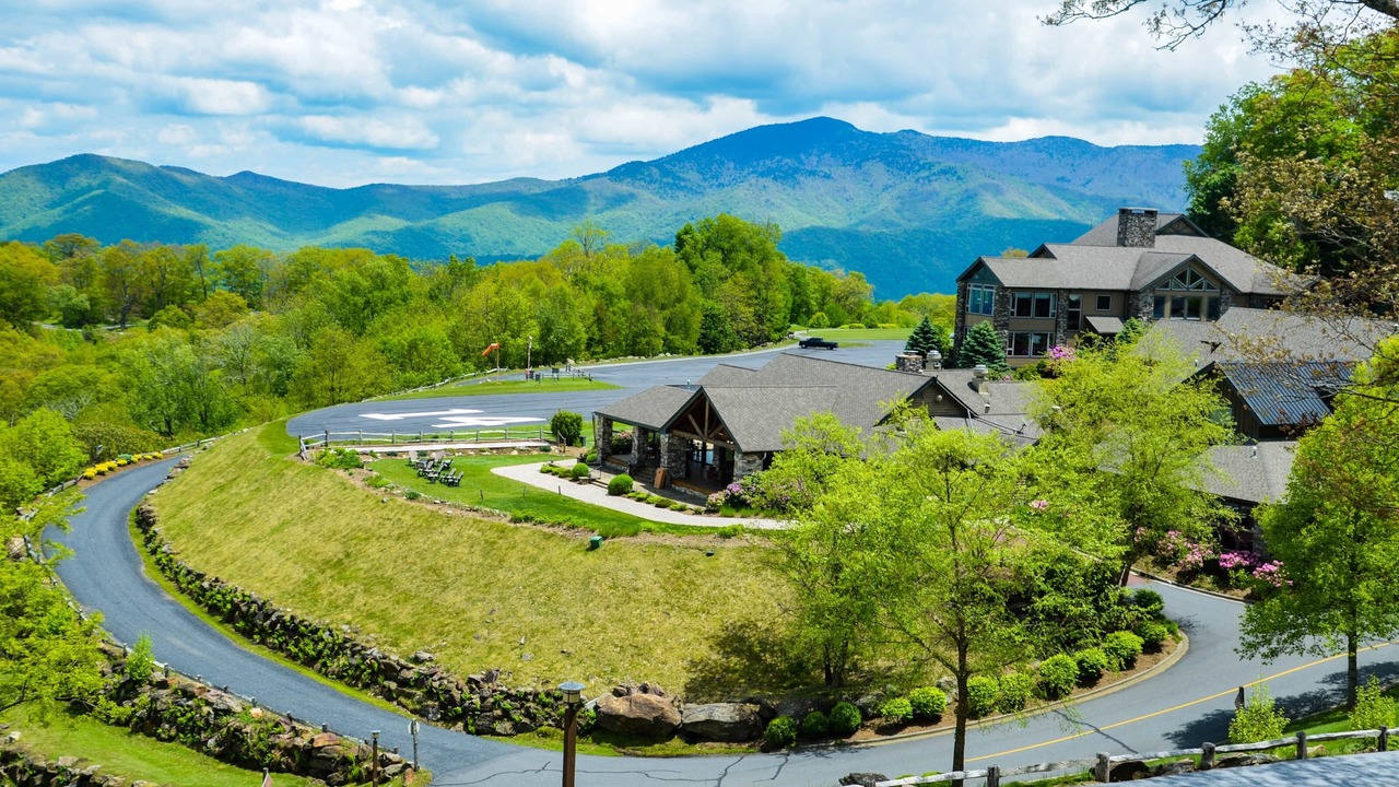 Photo of Outdoor in Mountain Air