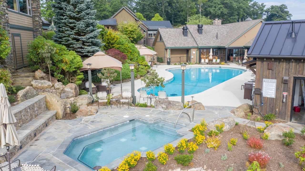 Photo of Outdoor in Mountain Air