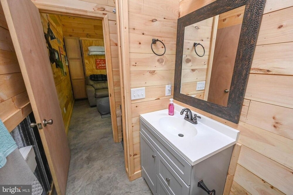 Photo of Bathroom in Thayerville