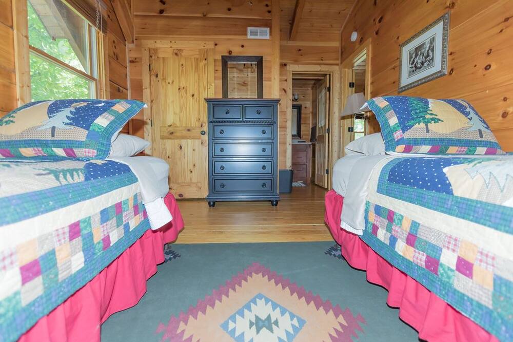 Photo of Bedroom in Sunset Cove