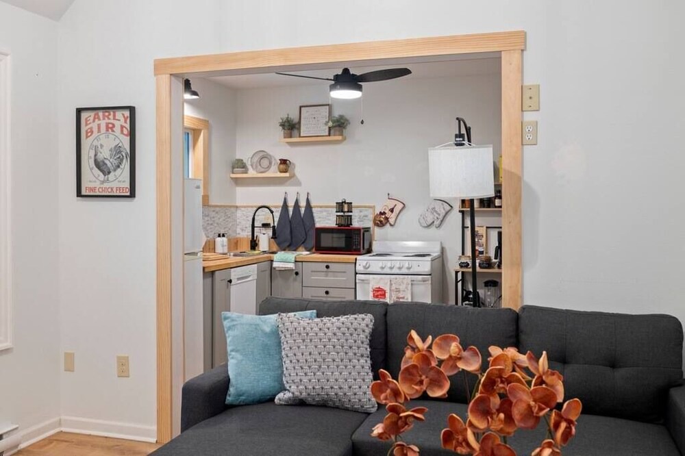 Photo of Bedroom in Hendersonville