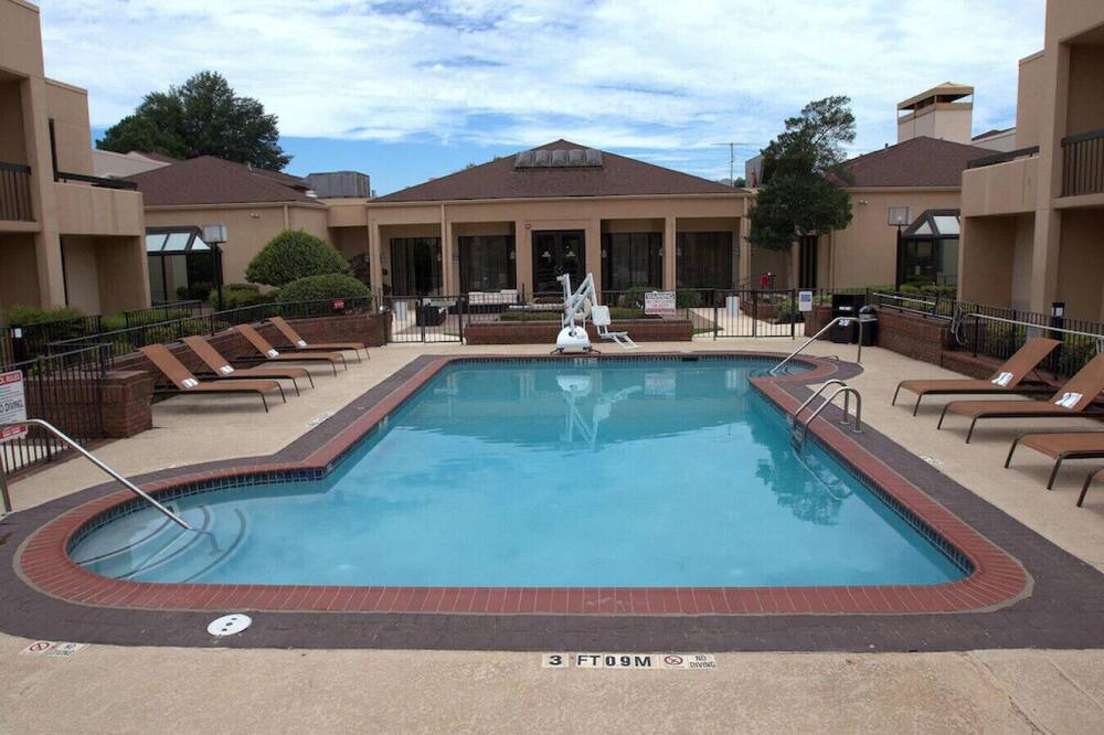 Photo of Outdoor in Northlake