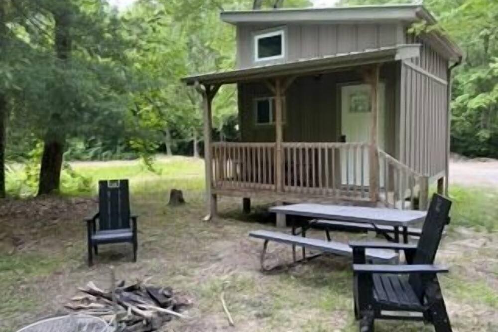 Photo of Others in Saluda