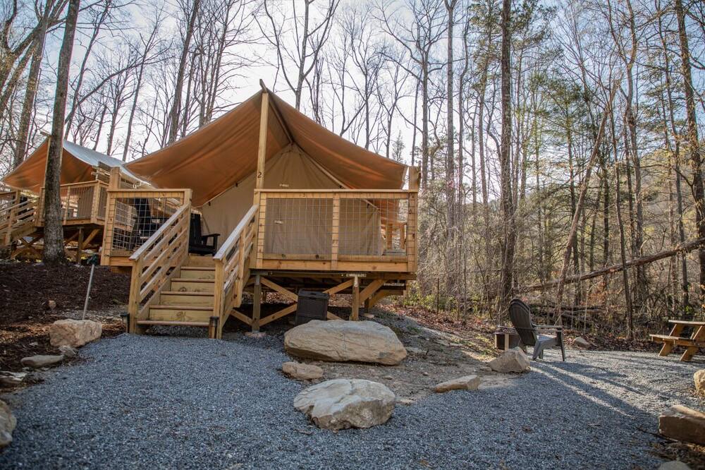Photo of Outdoor in Saluda