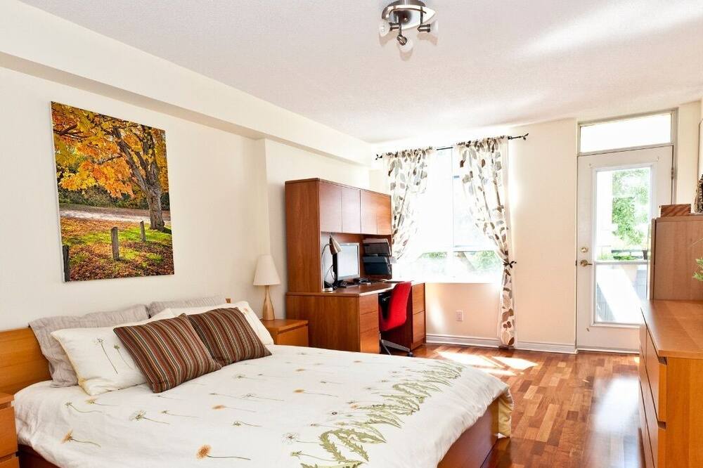 Photo of Bedroom in Northlake