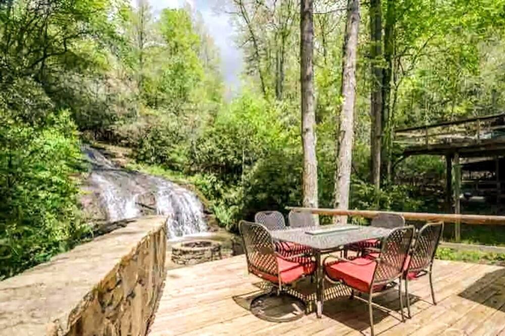 Photo of Outdoor in Franklin
