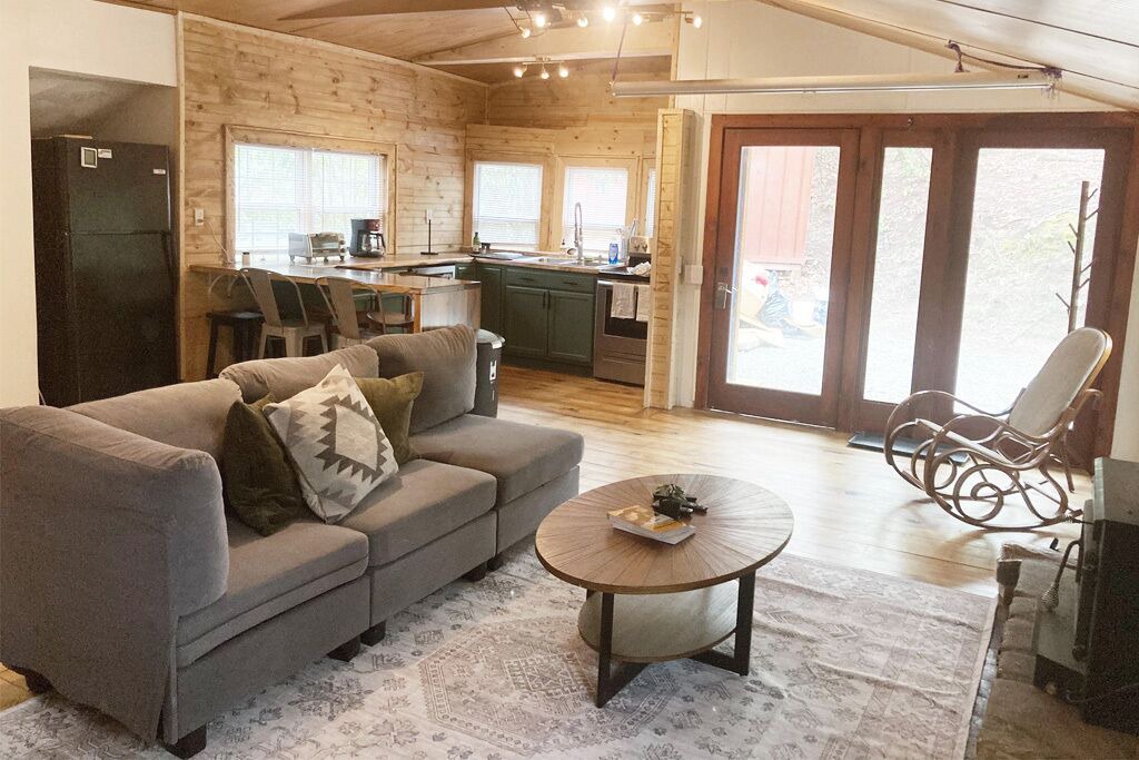 Photo of Livingroom in Lake Toxaway