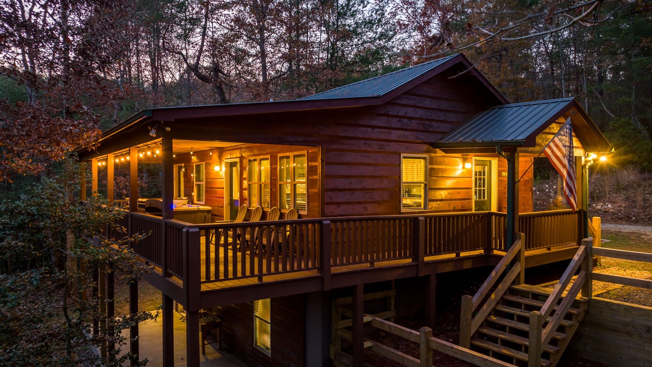 Photo of Outdoor in Cherry Log