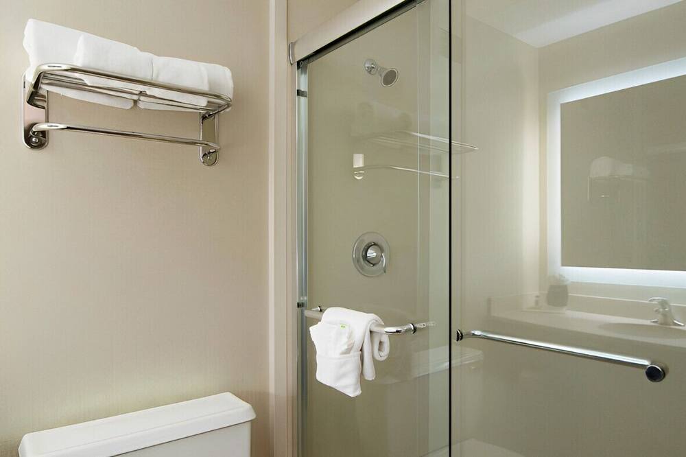 Photo of Bathroom in West End
