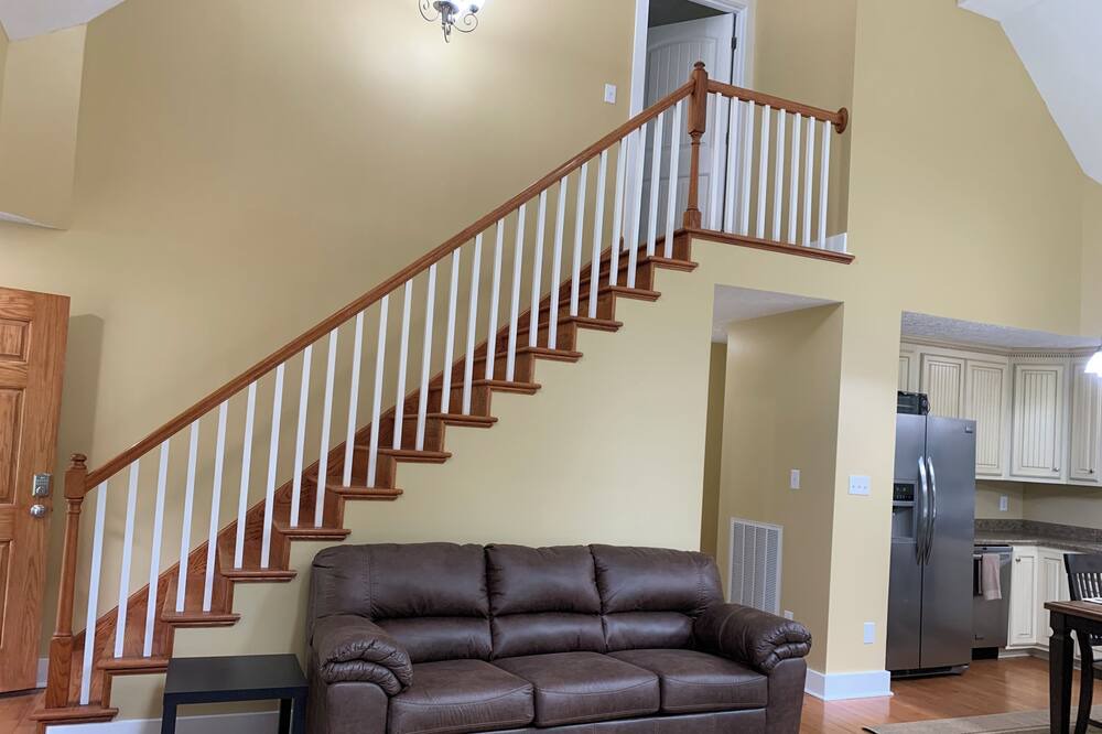 Photo of Livingroom in Flat Top