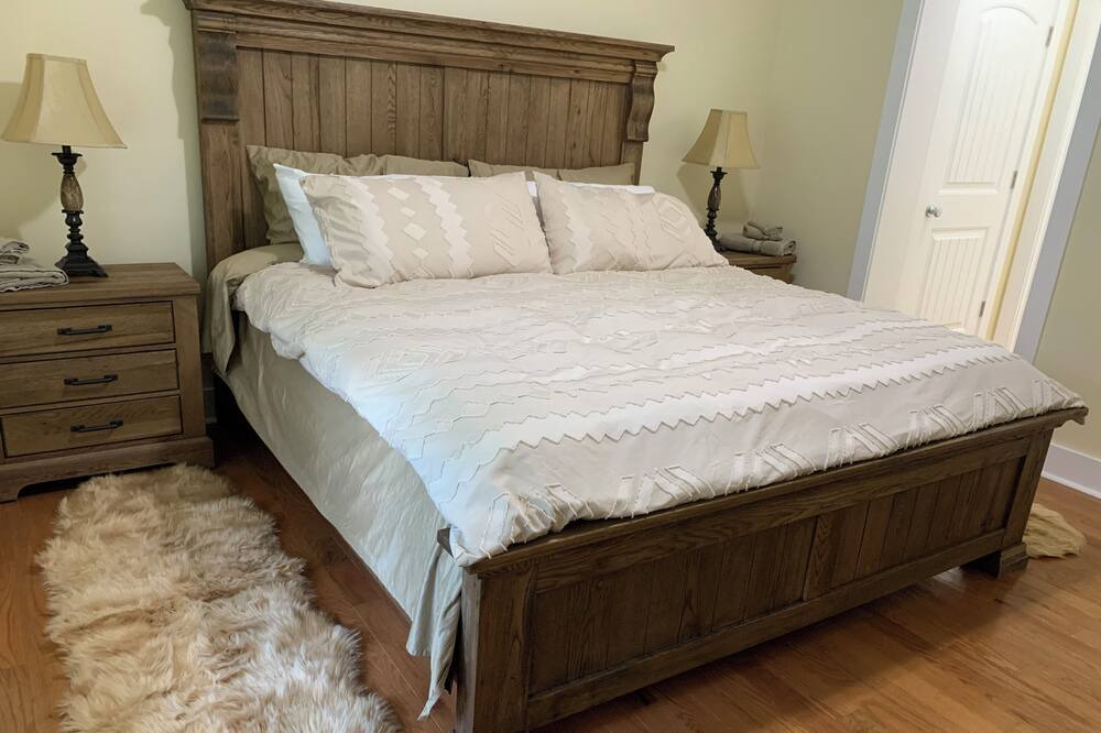 Photo of Bedroom in Flat Top