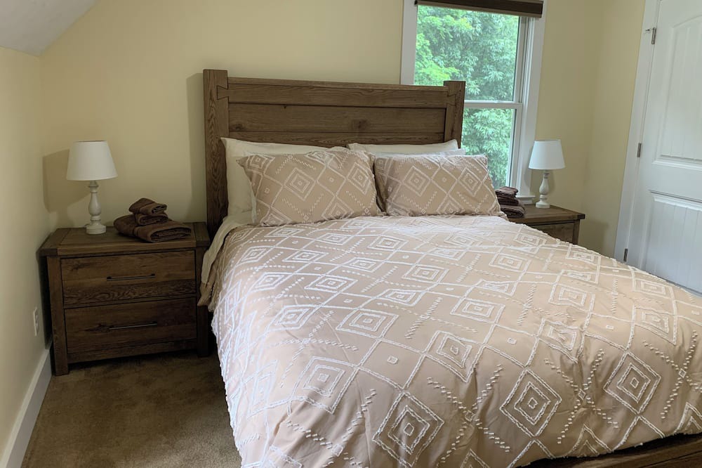Photo of Bedroom in Flat Top