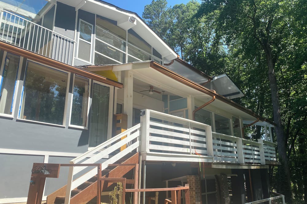 Photo of Outdoor in Northlake