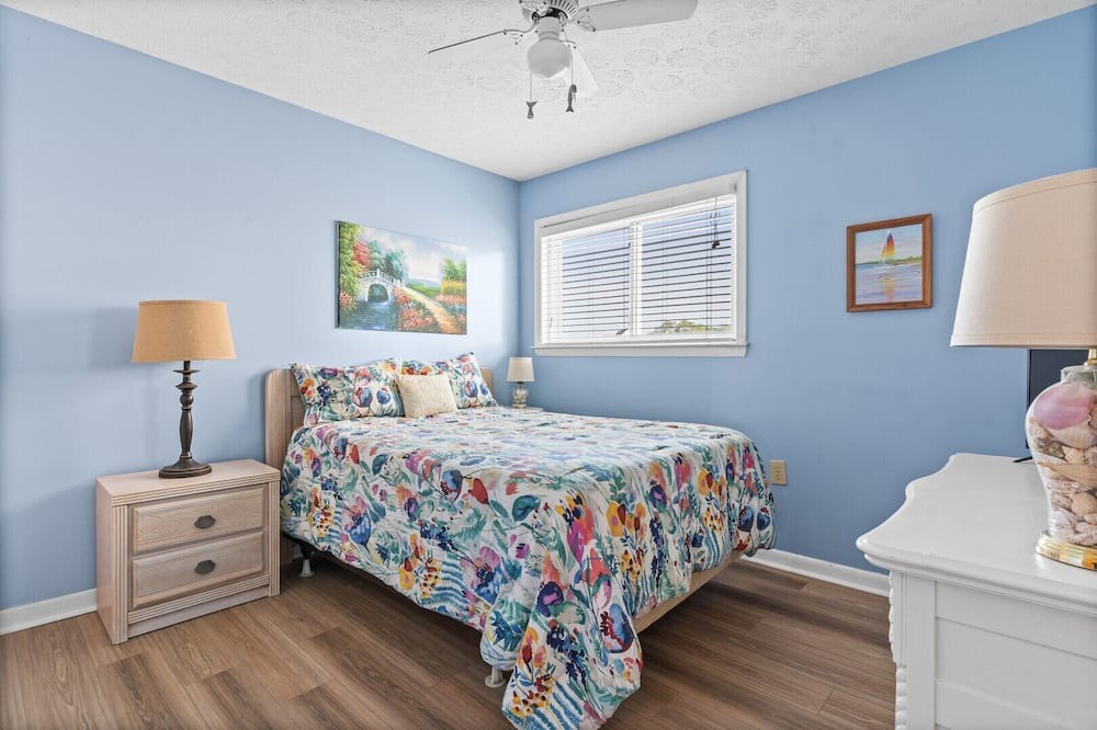 Photo of Others in Caswell Beach