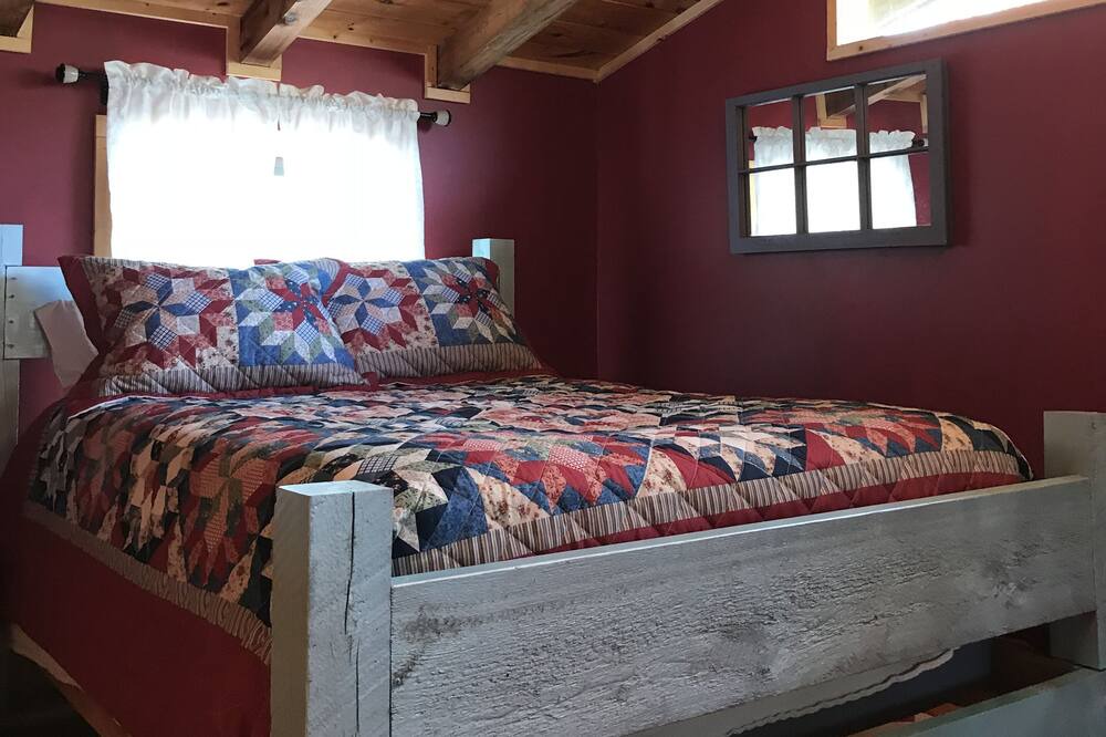 Photo of Bedroom in Canton