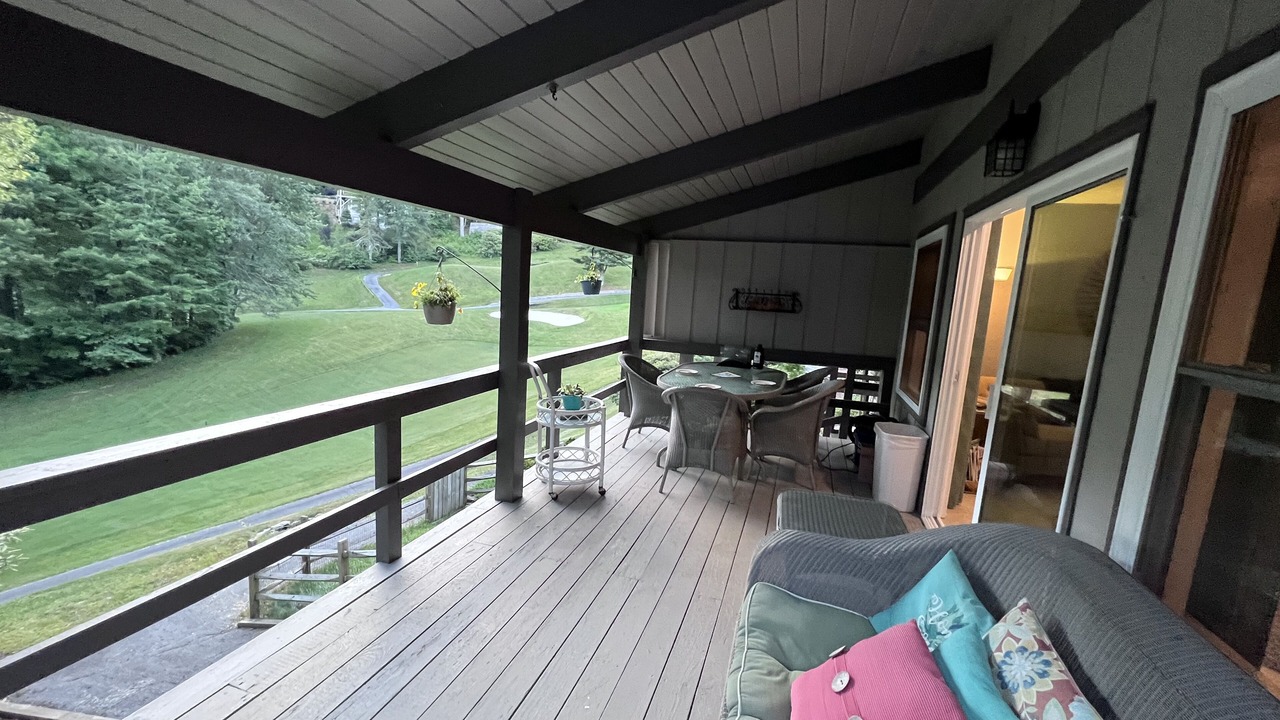 Photo of Patio Balcony in Newland