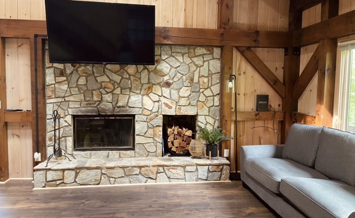 Photo of Livingroom in Lake Lure