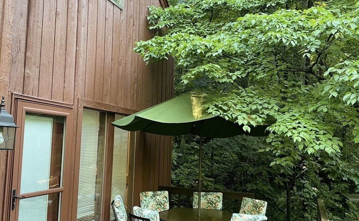 Photo of Patio Balcony in Lake Lure