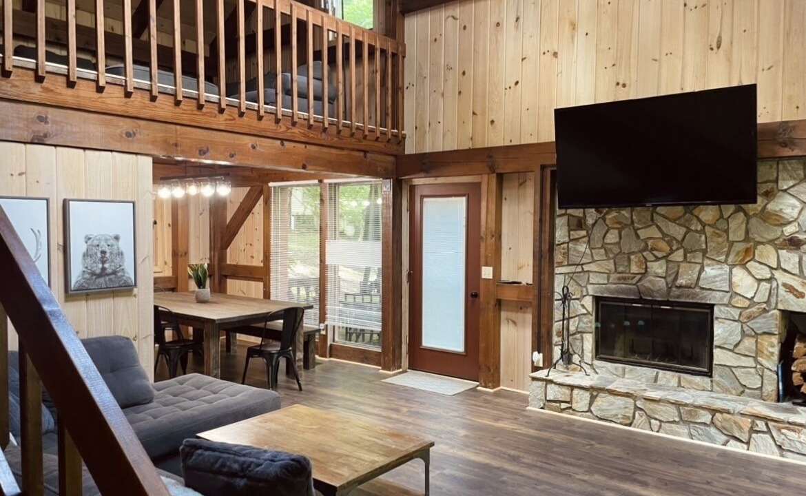 Photo of Livingroom in Lake Lure