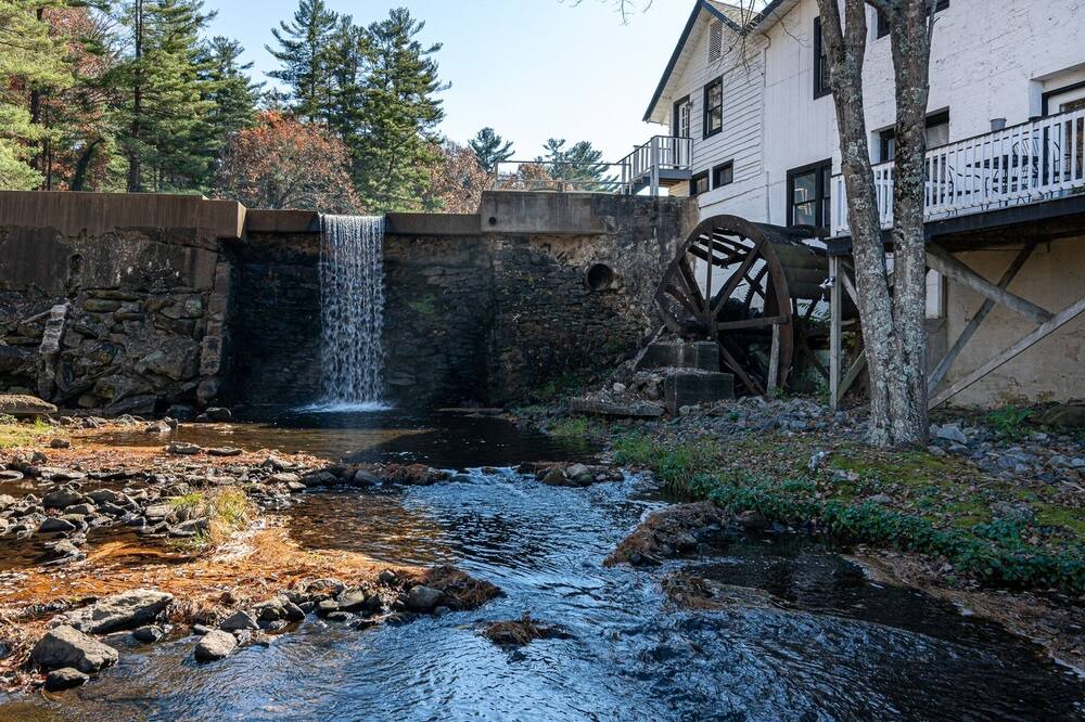 Photo of Outdoor in Flat Rock