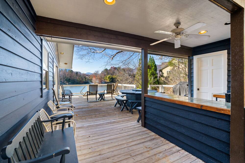 Photo of Patio Balcony in Sunset Cove