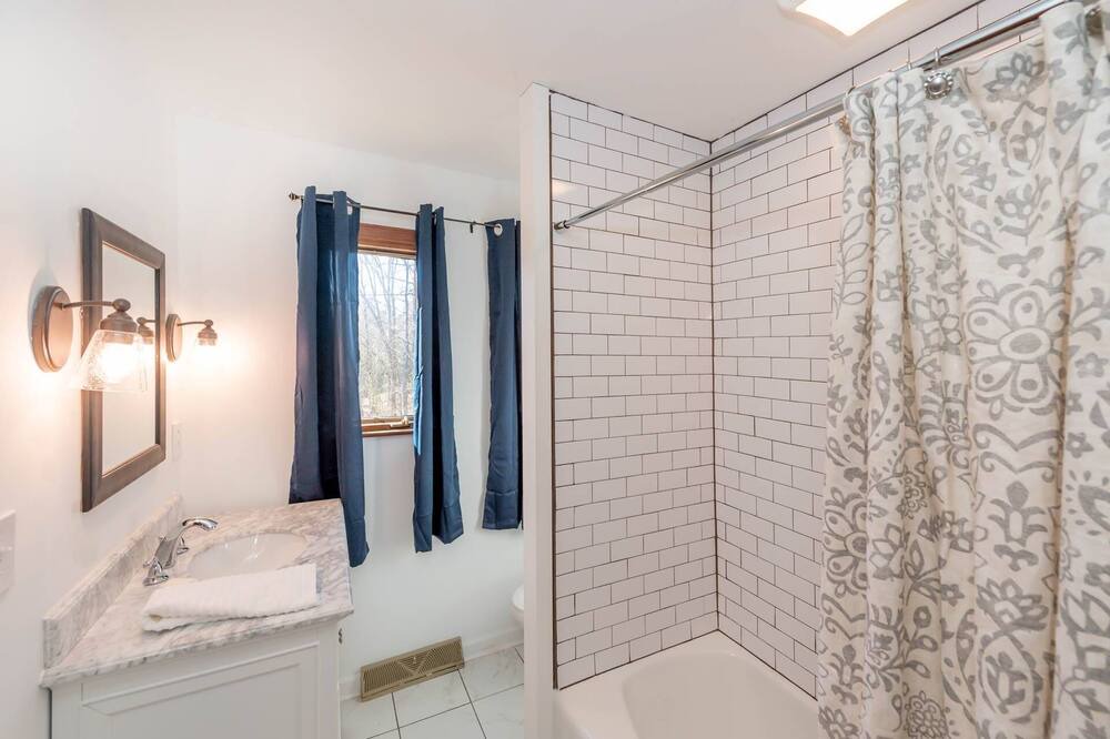 Photo of Bathroom in Knoxville