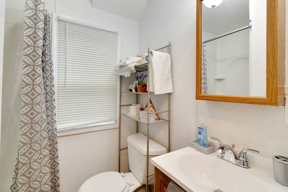 Photo of Bathroom in CUF