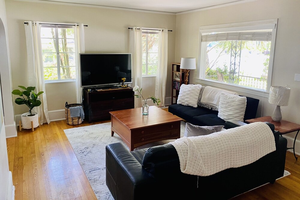 Photo of Bedroom in Charleston