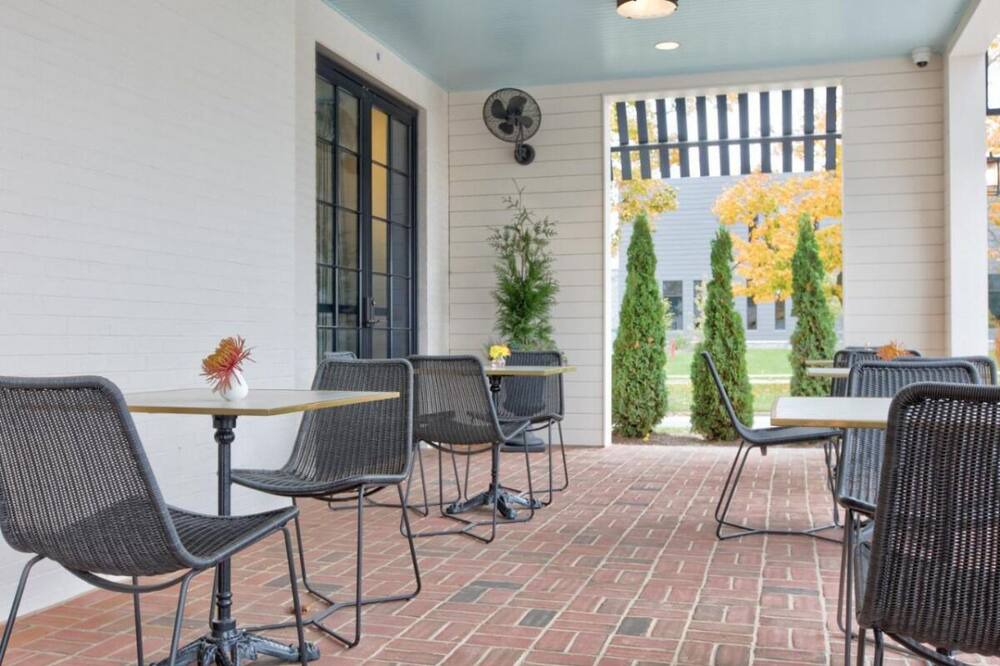 Photo of Outdoor in Lexington