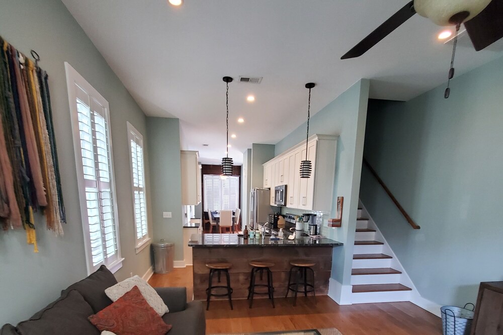 Photo of Livingroom in Westside