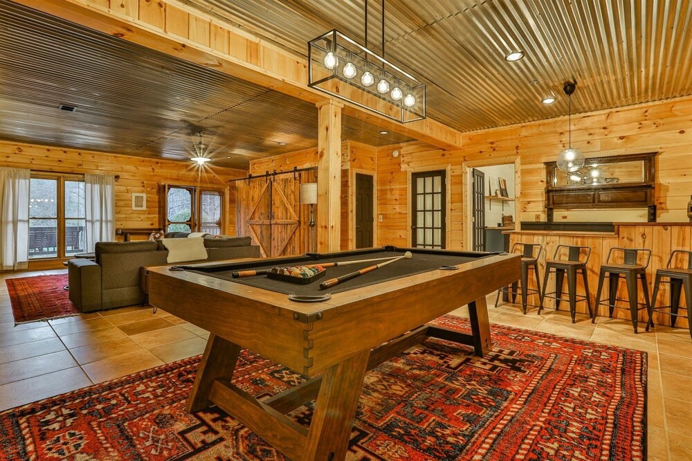 Photo of Bedroom in Raccoon Ridge